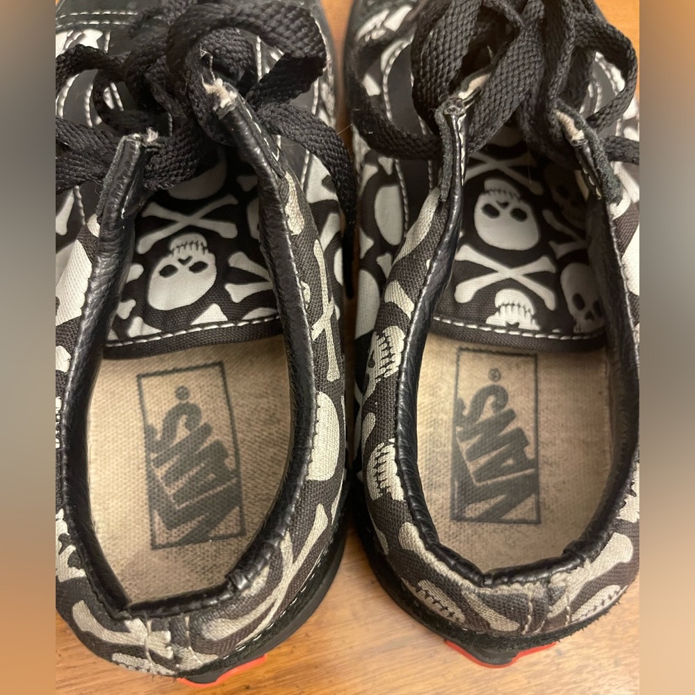 💀 VANS 💀 - Picture 2 of 8